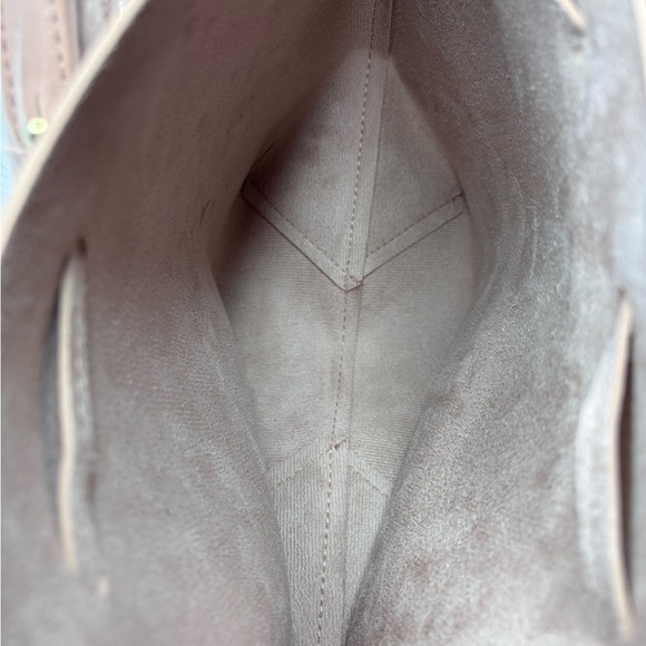 KAYLA+AVA Dusty Rose Vegan Leather Bag - Picture 4 of 6